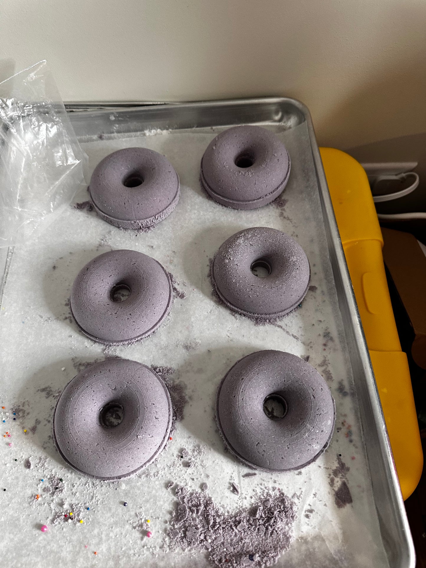 Blueberry Carrot Cake Donut Bath Bomb (clearance)